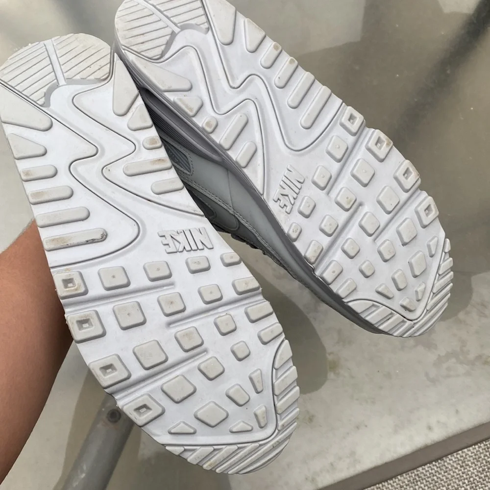 Nike air max 90 Wolf Grey - Picture 3 of 5